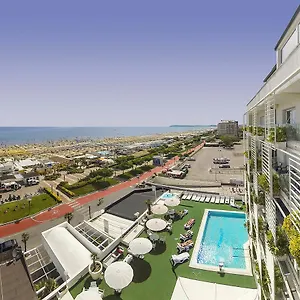 4* ホテル Mediterraneo